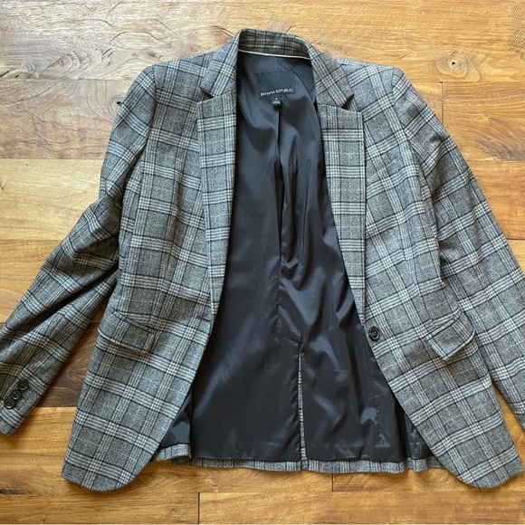 Banana Republic Brown and Gray Wool Heritage Glen Plaid Classic Blazer size 4 - Picture 7 of 14